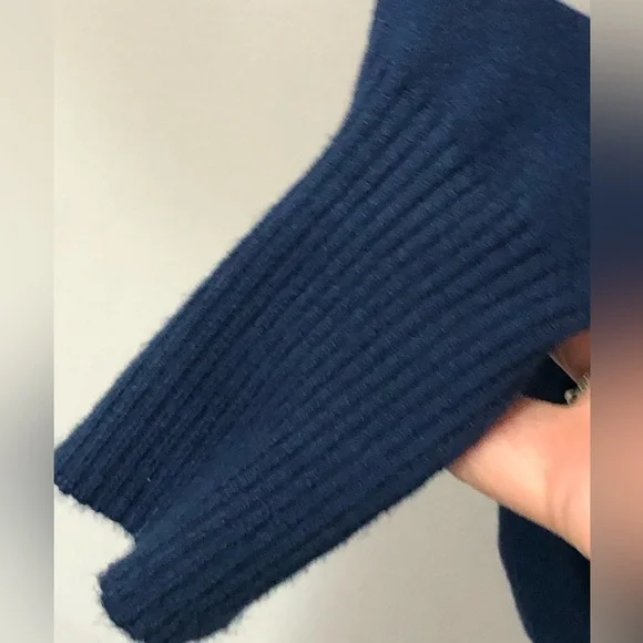 EXPRESS V-Neck Sweater | Deep V Knit Pullover Top | Blue | Small - Picture 8 of 10